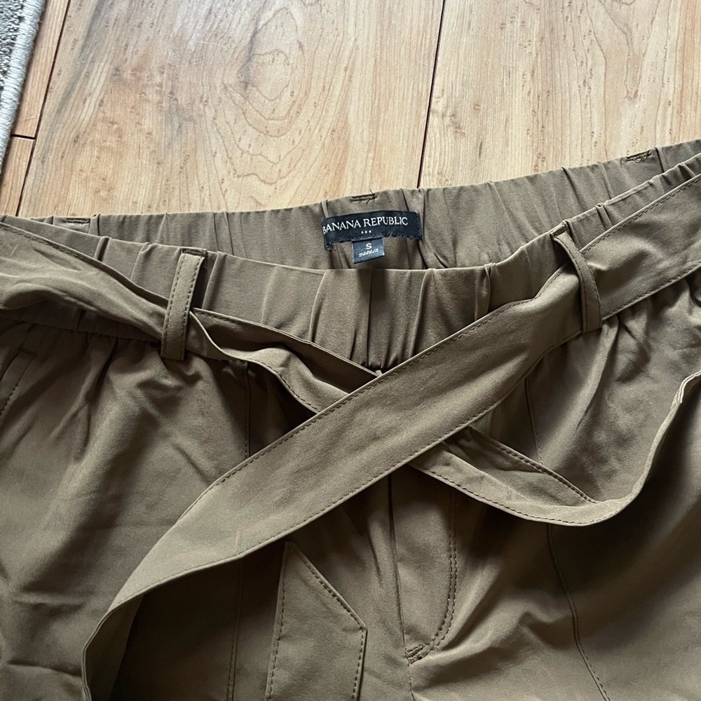 Banana Republic Factory Cargo Joggers